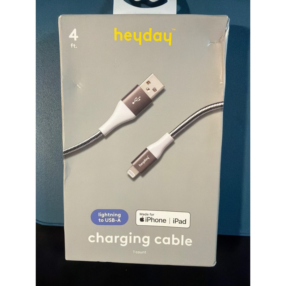 4ft Lightning to USB-A Braided Charging Cable Black White MFi Certified